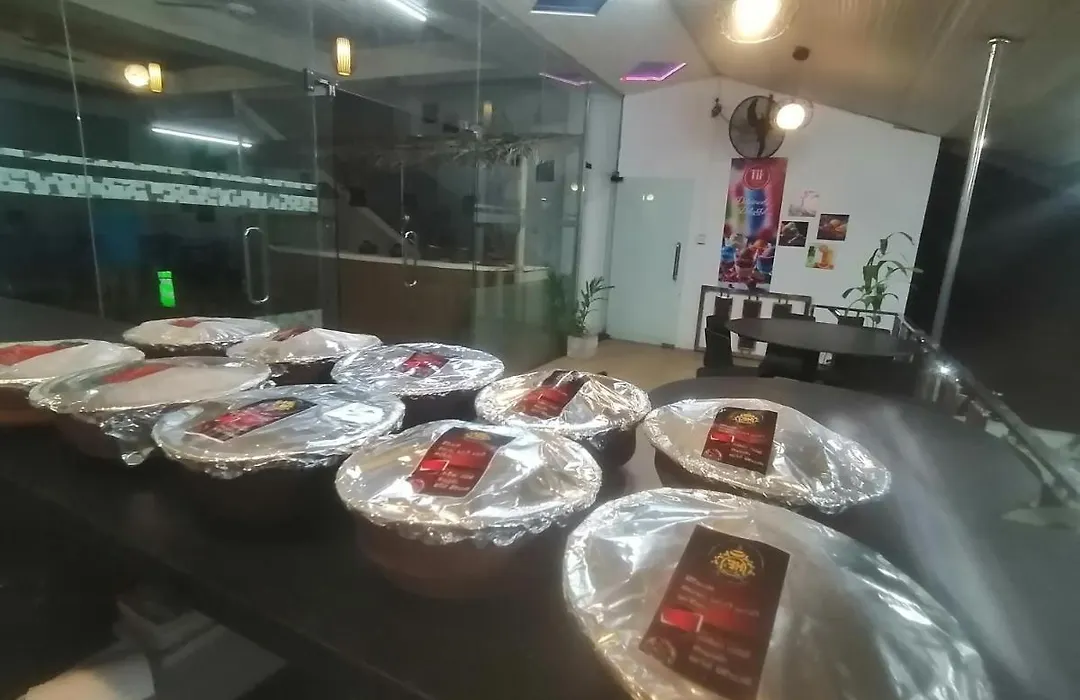 Ambula Food Court-1