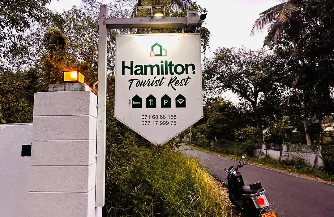 Hamilton Tourist Rest-1