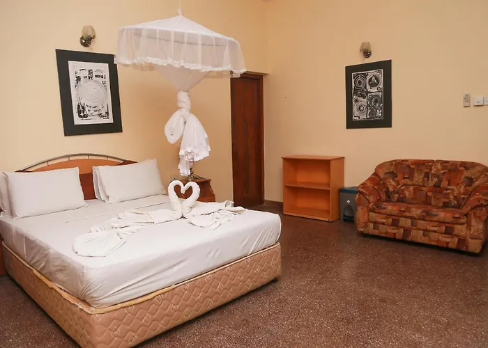 Hotel Milano Tourist Rest Anuradhapura
