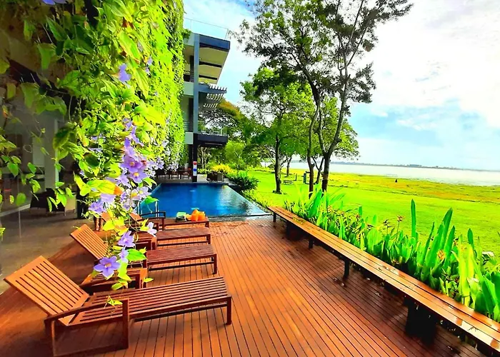 Anuradhapura HotelsLake Forest
