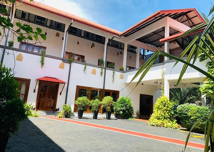 The Triangle Hotel Anuradhapura